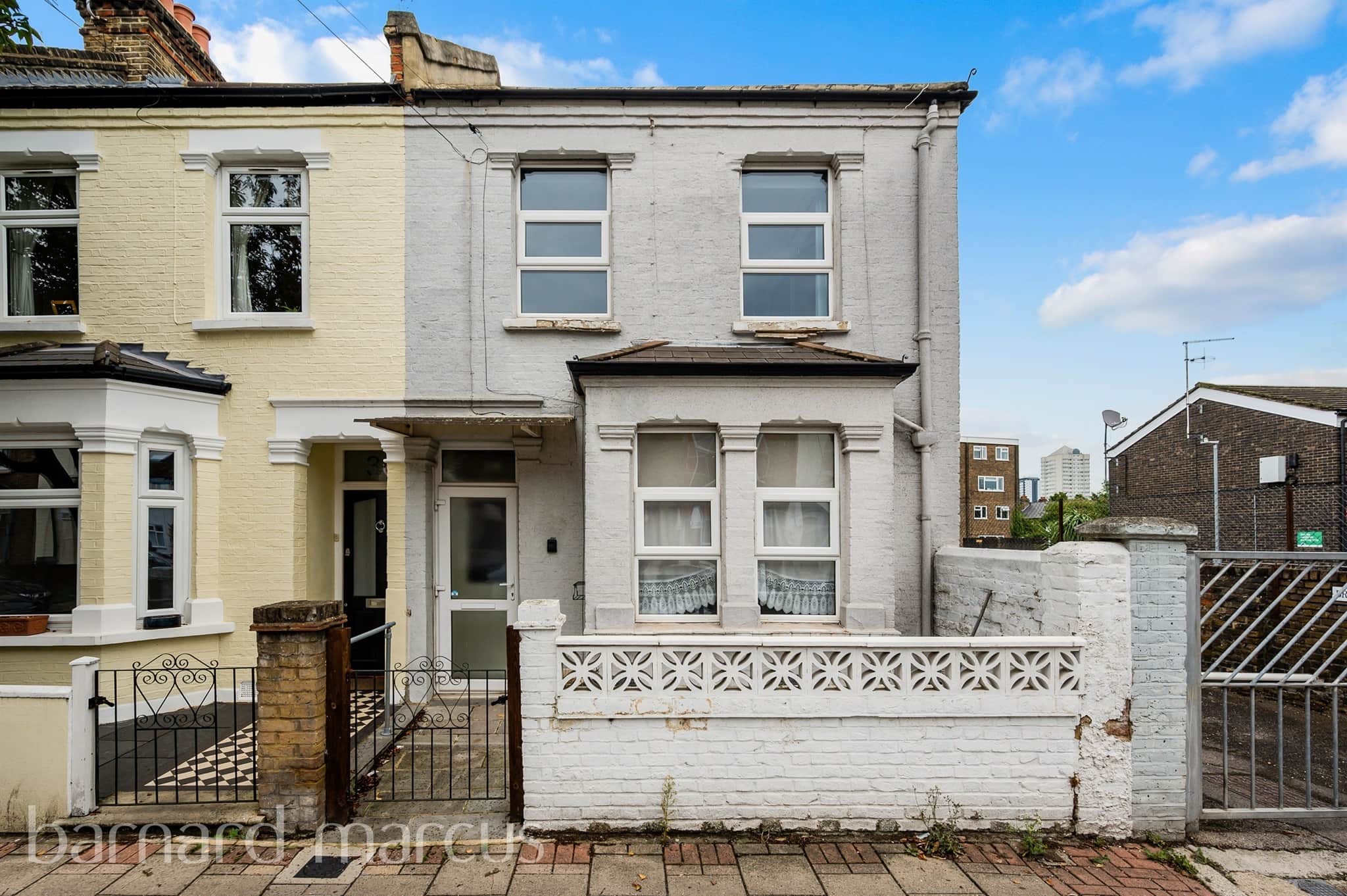Property photo 0