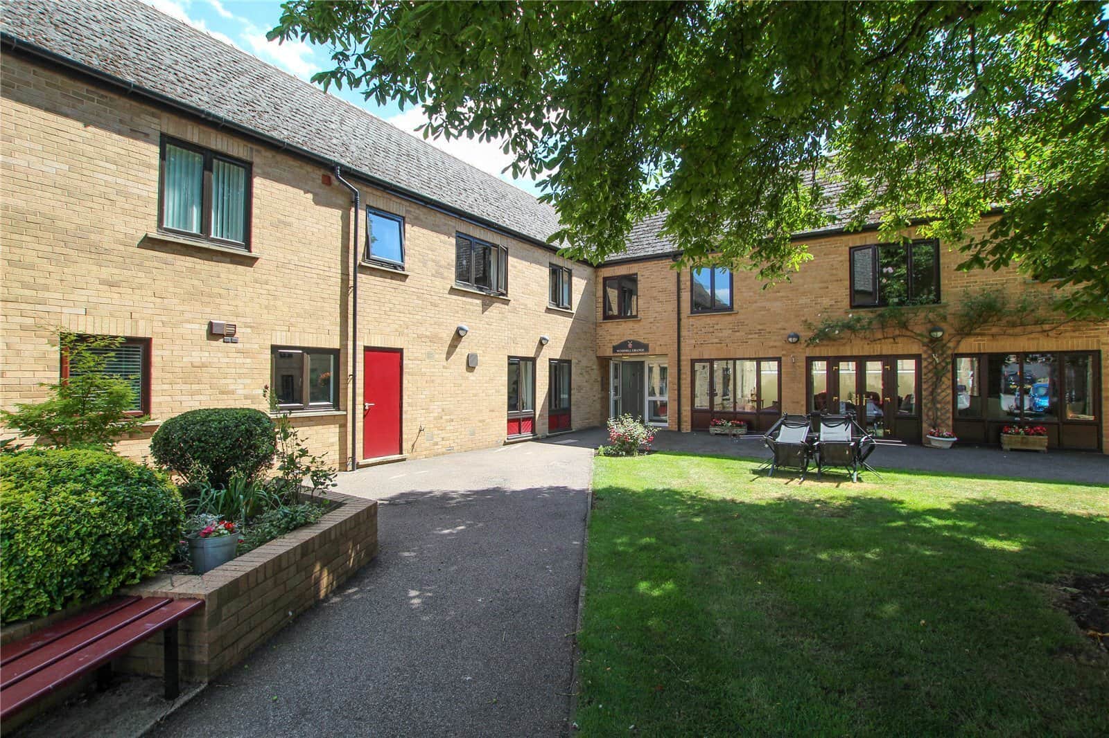 Property photo 0
