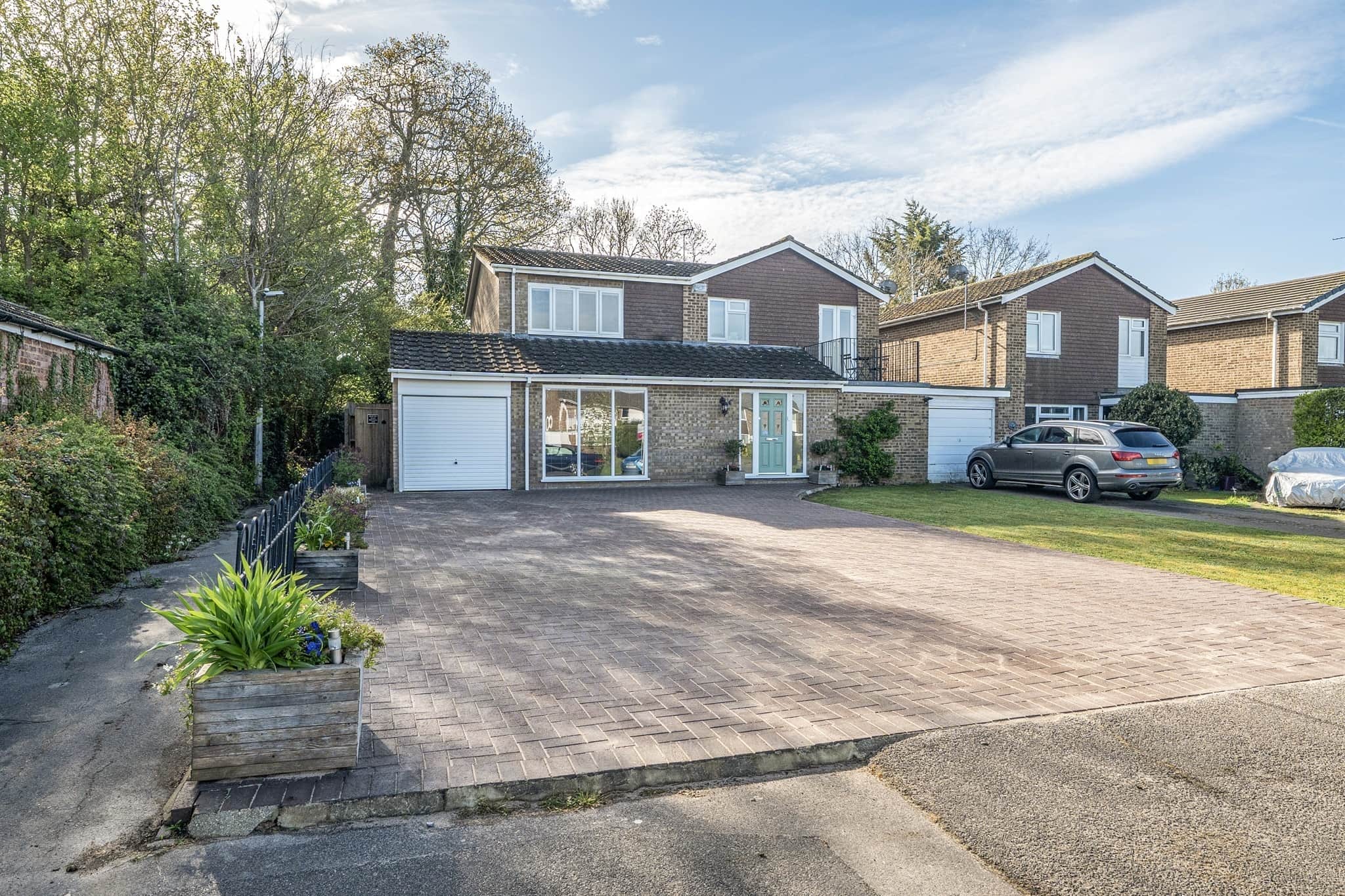 Property photo 0