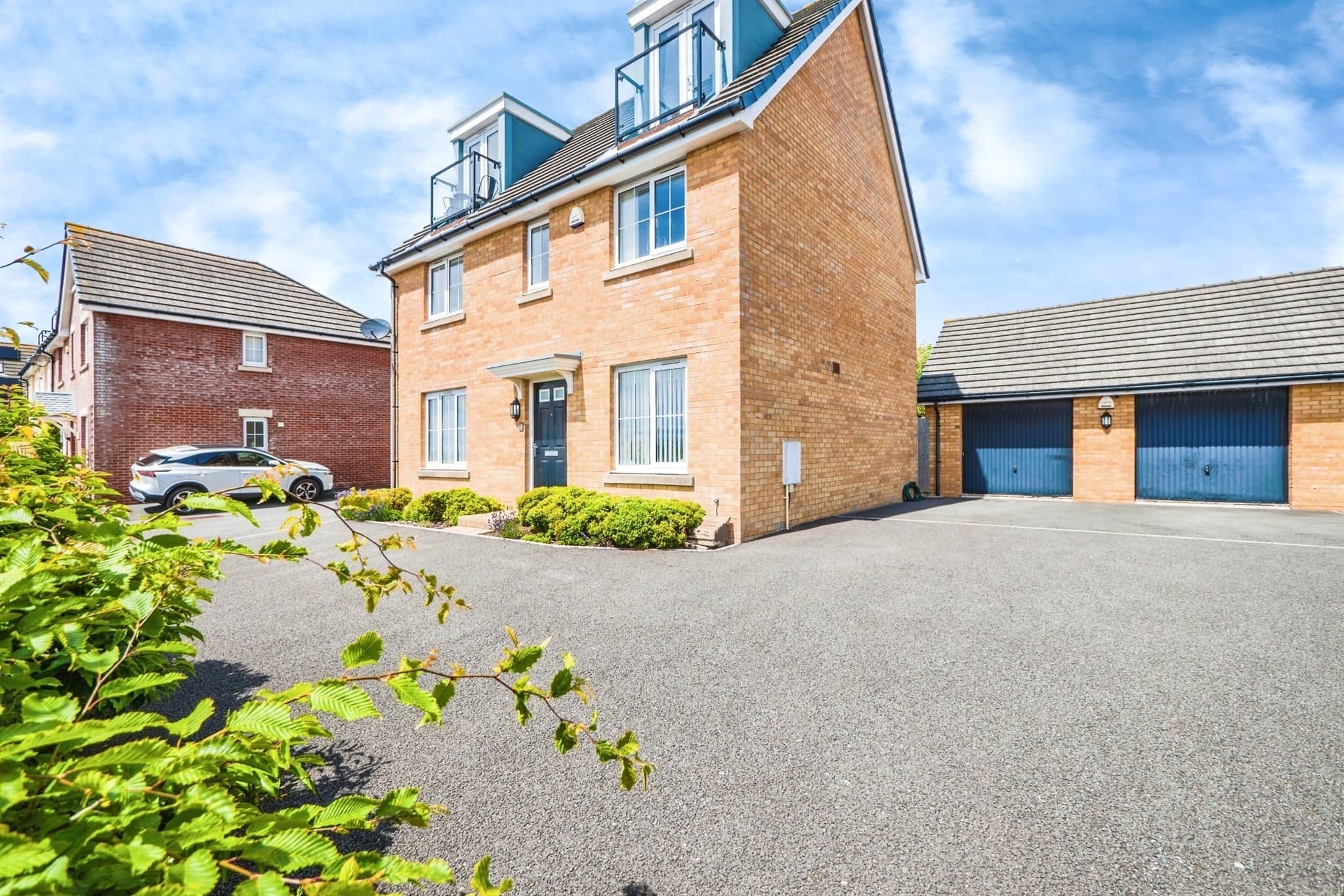 Property photo 0