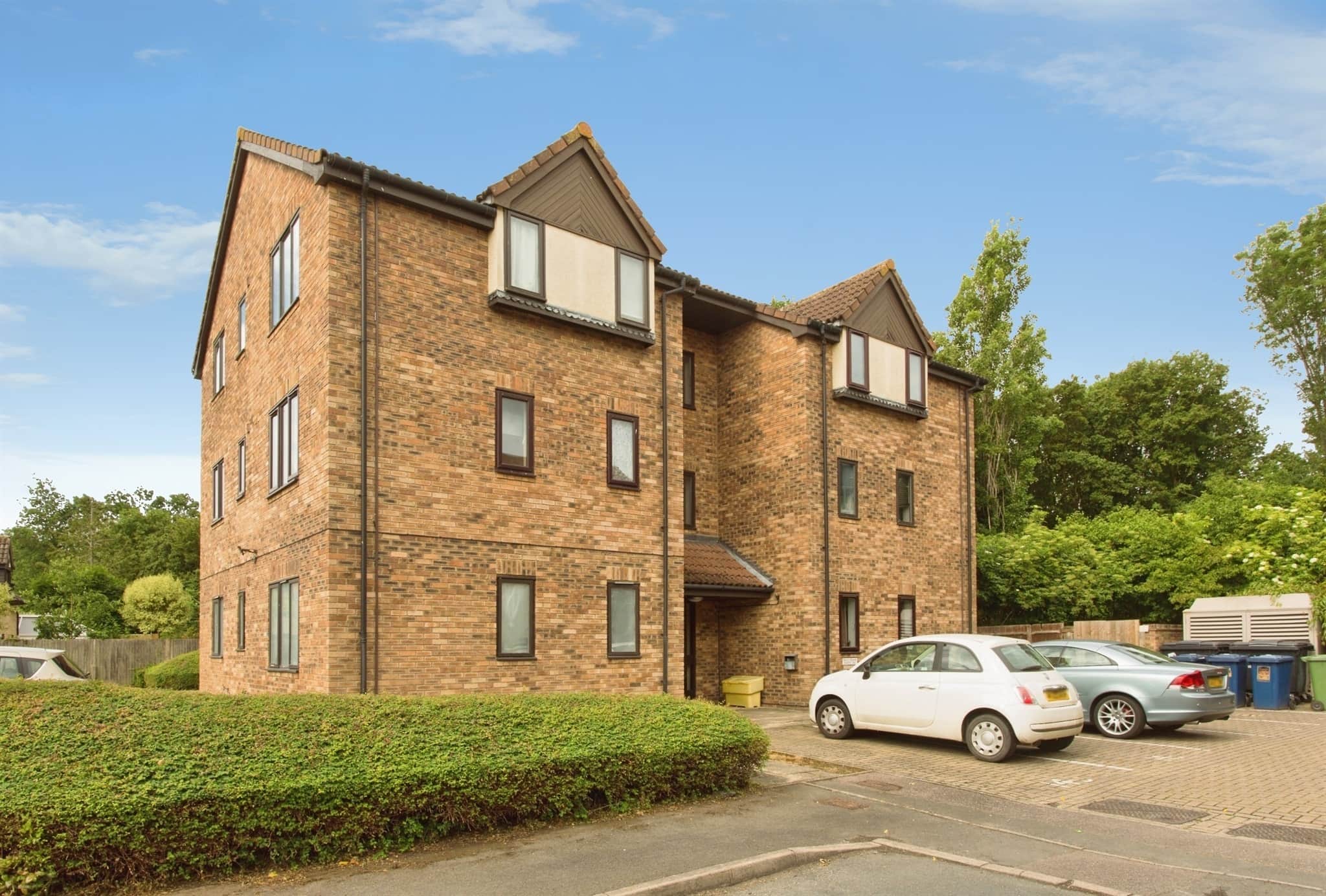 Property photo 0