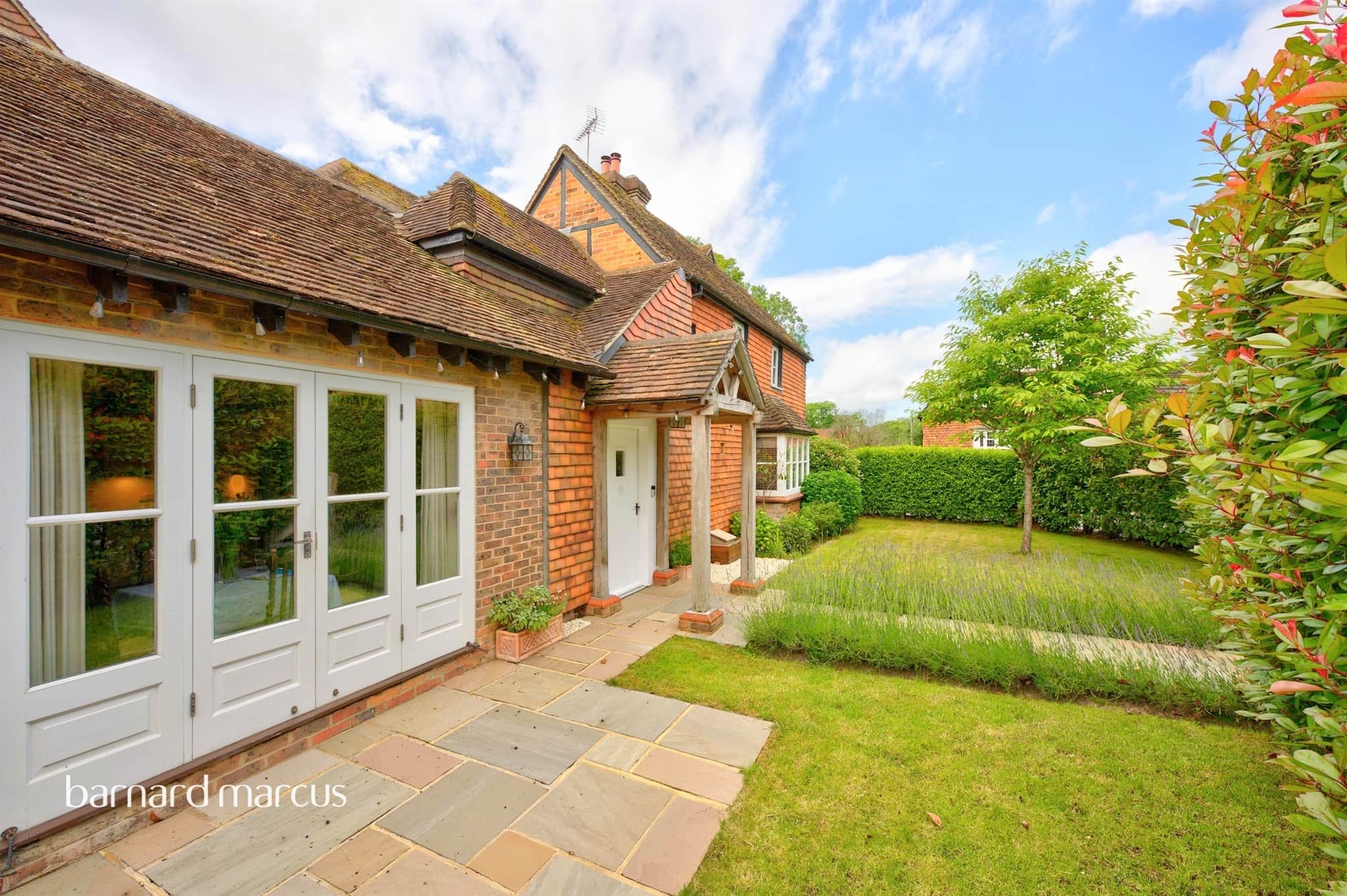 Property photo 0