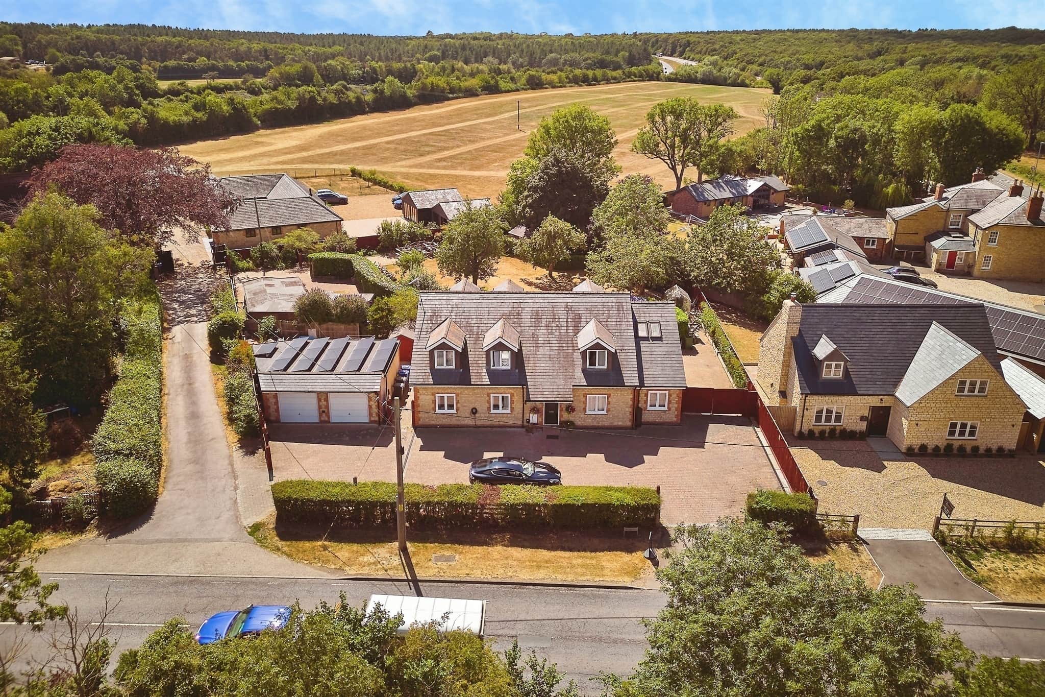 Property photo 0
