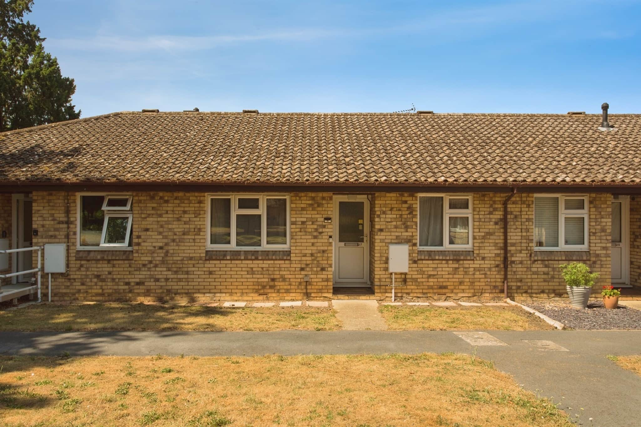 Property photo 0