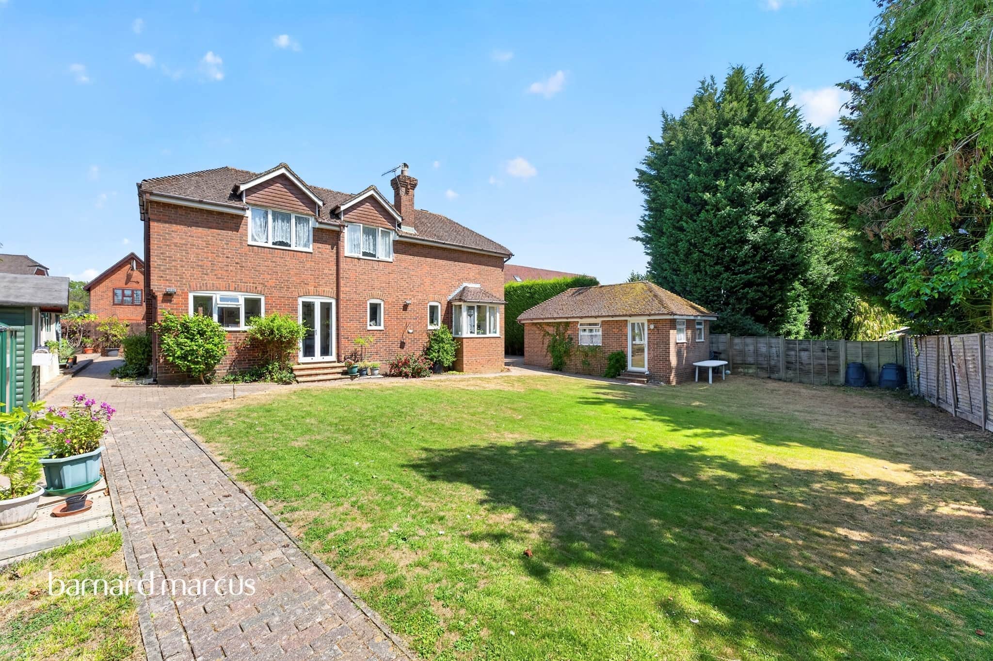 Property photo 11