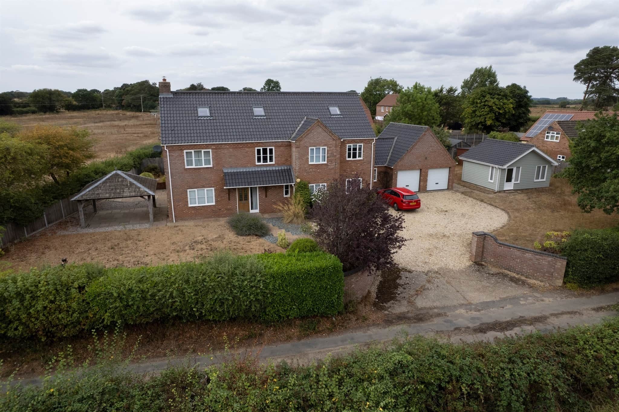 Property photo 0