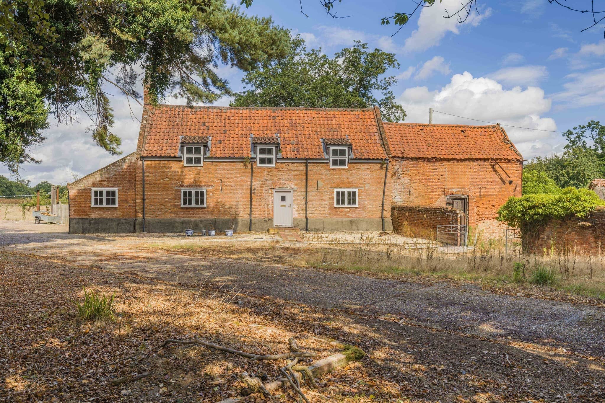 Property photo 0