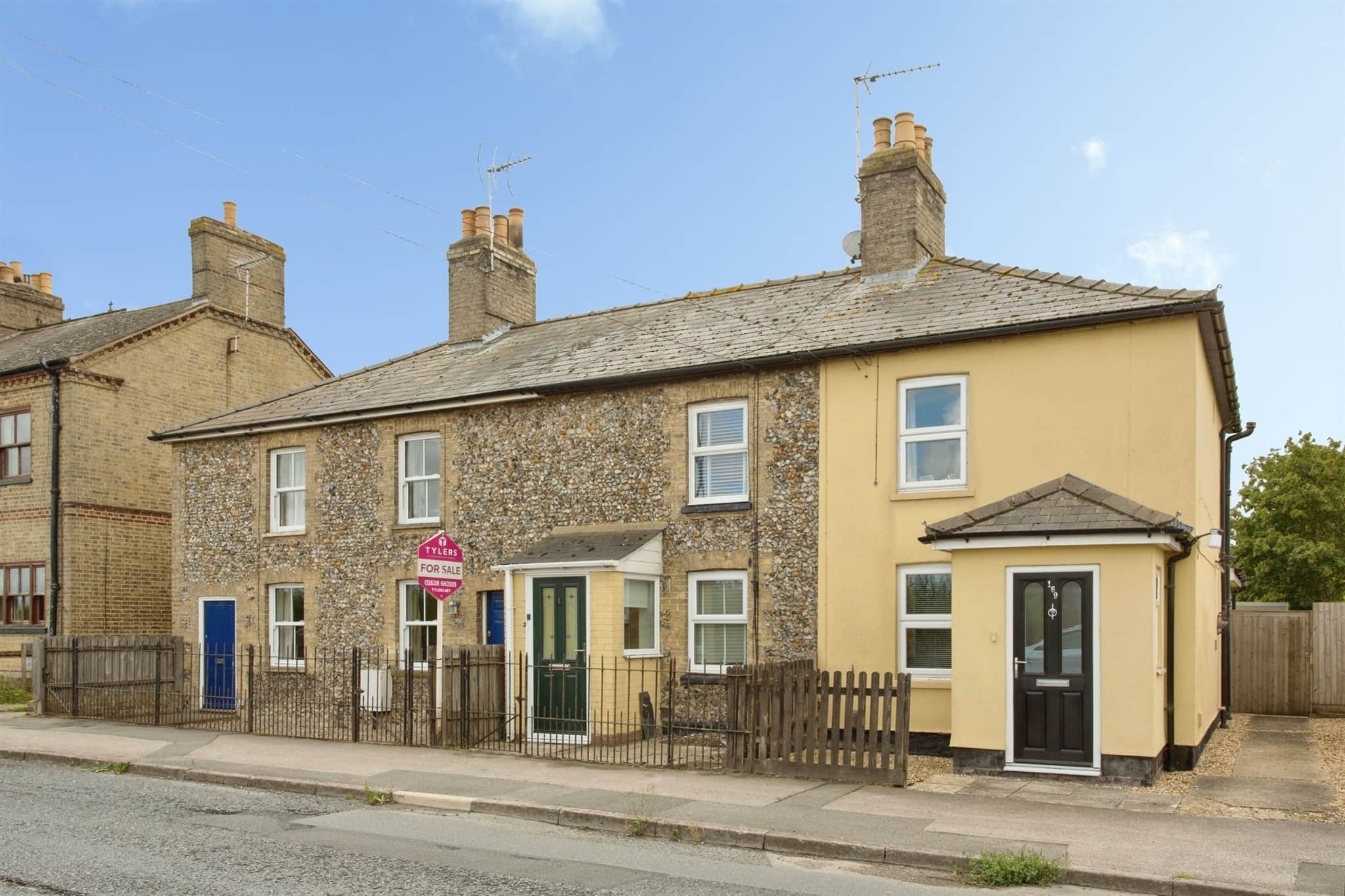 Property photo 0