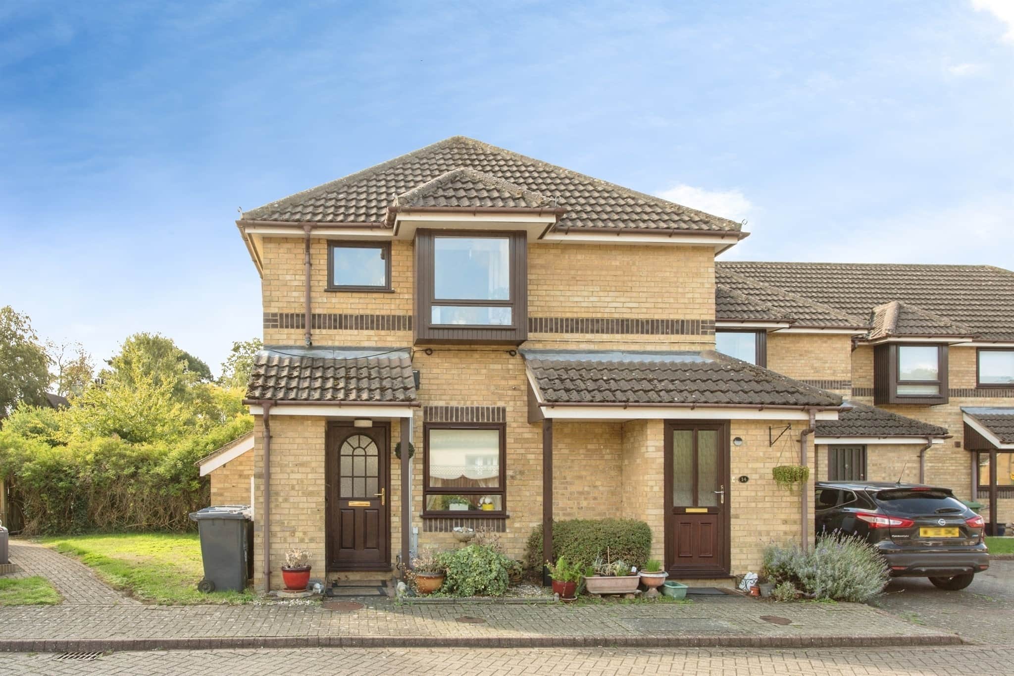 Property photo 0
