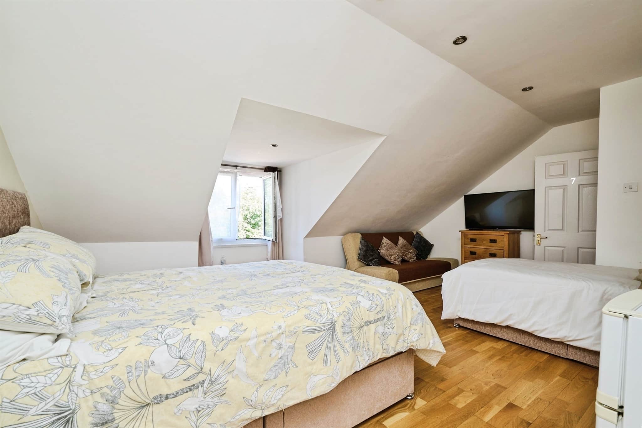 Property photo 38