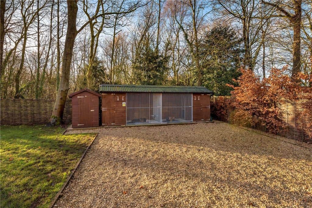 Property photo 38