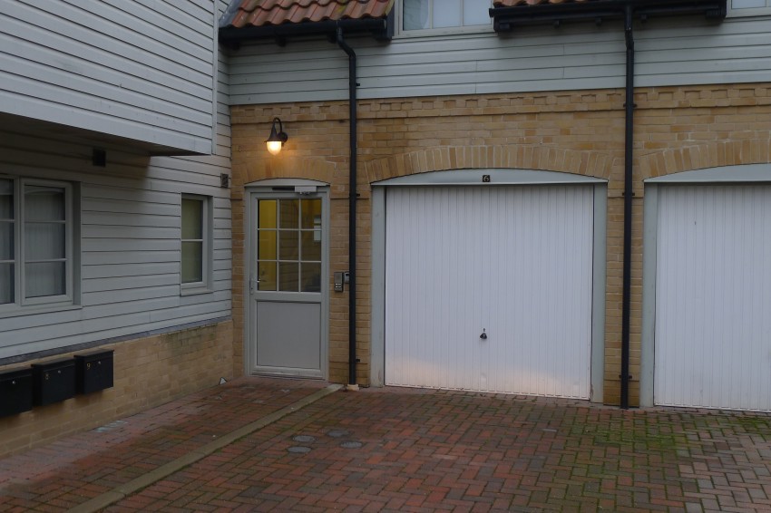 Images for Mill Hill, Newmarket