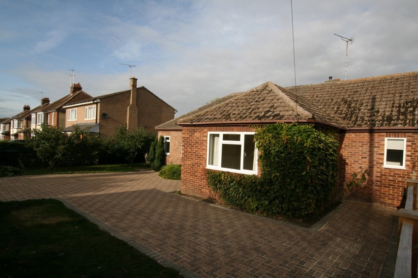 Images for Stretton Avenue, Newmarket