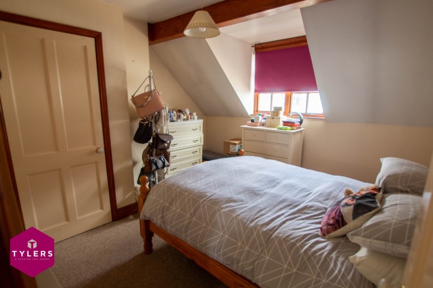 Images for Cheveley, Newmarket